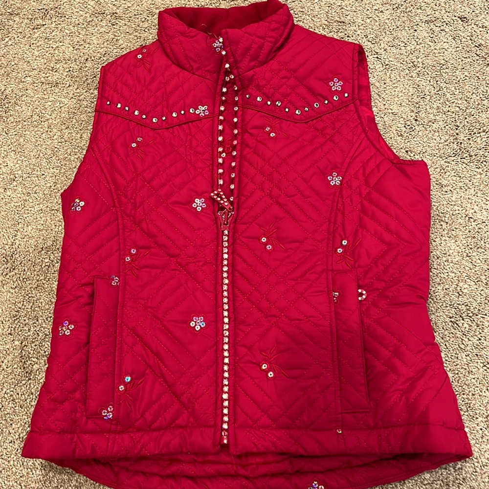 Adorable! Girls XL 14-16 or XS ladies Cowgirl Up Red vest. Good condition.